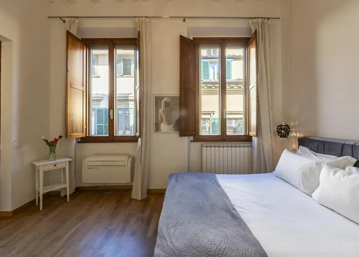 Bela . 4* Florence